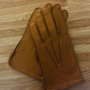 LEATHER GLOVES